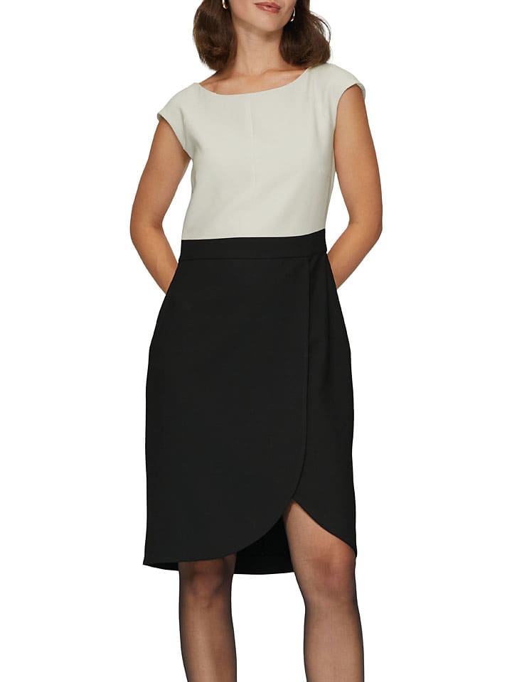 Платье до колена s.Oliver, цвет creme/schwarz
Платье до колена s.Oliver, цвет creme/schwarz