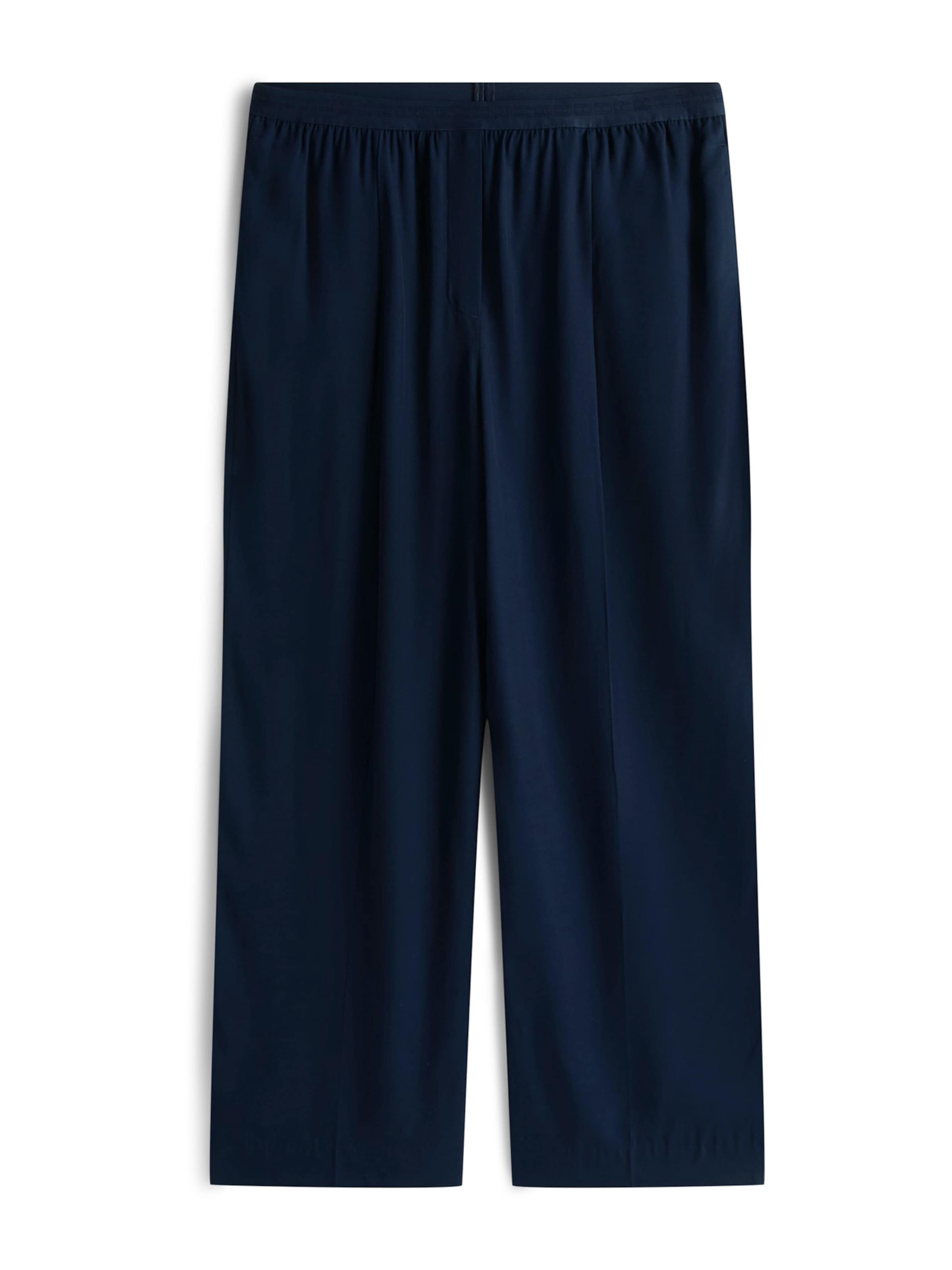 Tommy Hilfiger Curve Брюки с защипами Regular в цвете Navy
Tommy Hilfiger Curve Брюки с защипами Regular в цвете Navy