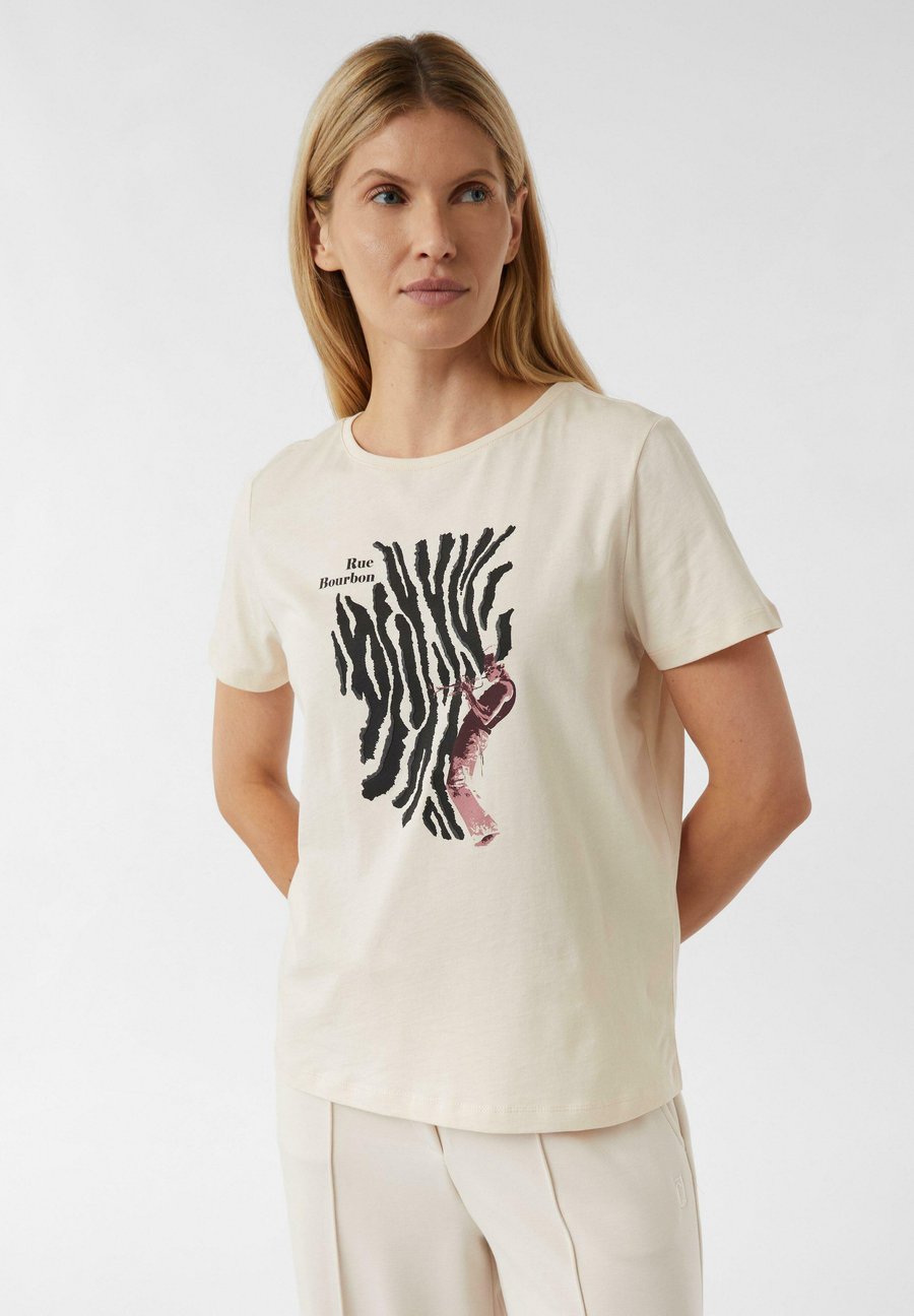 Футболка comma casual identity MIT ARTWORK, Helles Beige/Sand, Бежевый, Футболка comma casual identity MIT ARTWORK, Helles Beige/Sand
Футболка comma casual identity MIT ARTWORK, Helles Beige/Sand, Бежевый, Футболка comma casual identity MIT ARTWORK, Helles Beige/Sand