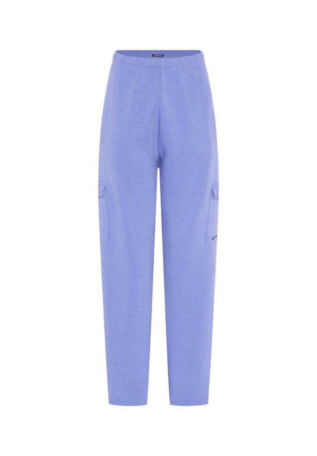 Спортивные брюки с заниженной талией и карманами-карго Chiemsee, цвет jacaranda
Спортивные брюки с заниженной талией и карманами-карго Chiemsee, цвет jacaranda
