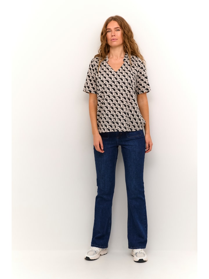 Блузка Kaffe, цвет feather/black geometric print
Блузка Kaffe, цвет feather/black geometric print