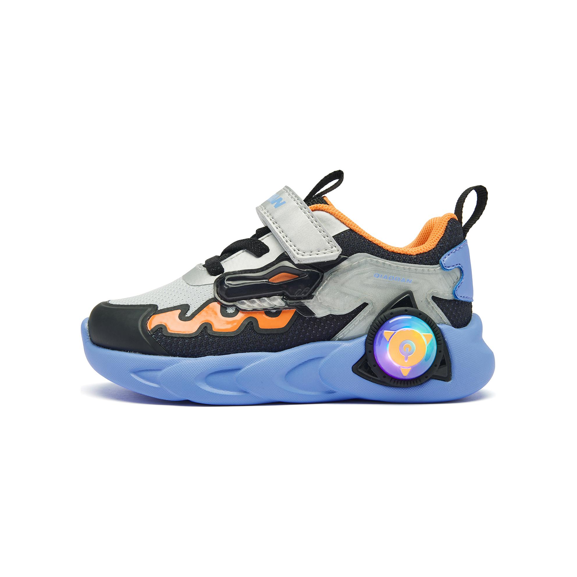 Низкие детские ботинки черные серебристые QIAODAN, T5432501 Black/Silver
Низкие детские ботинки черные серебристые QIAODAN, T5432501 Black/Silver