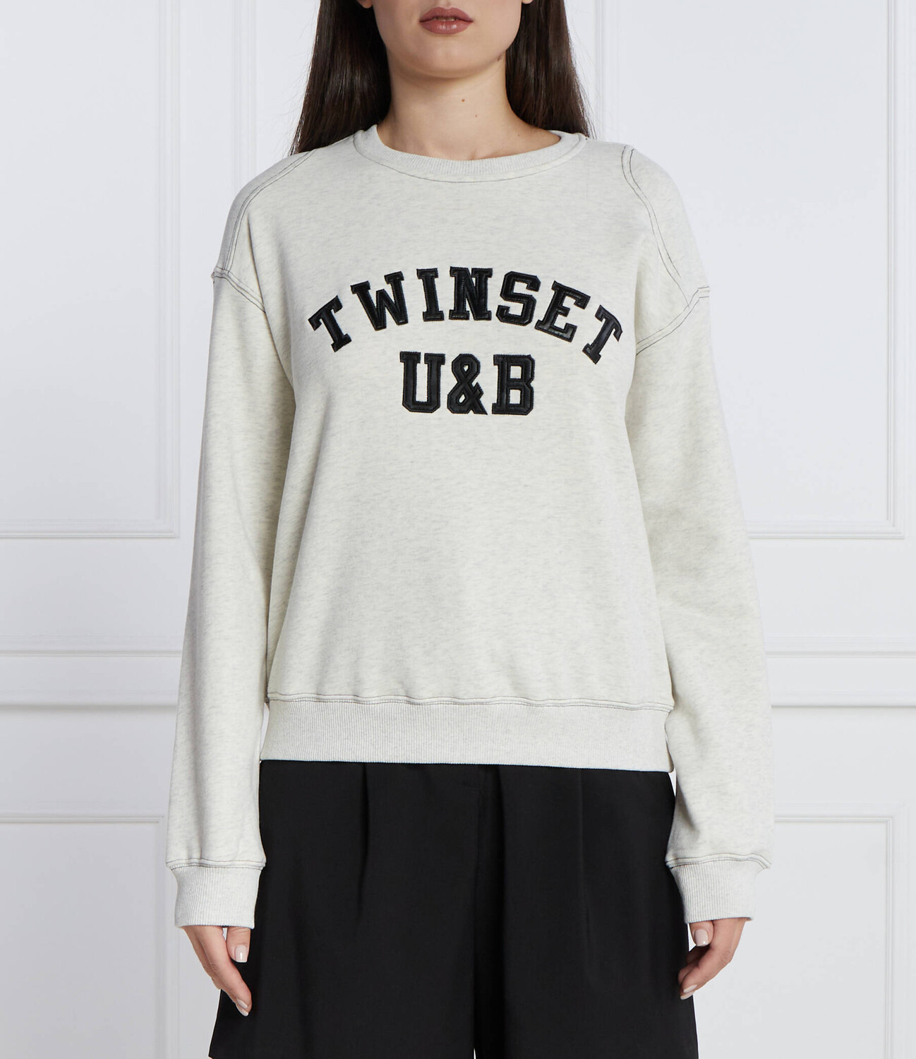 Толстовка Twinset U&B Relaxed fit, серый
Толстовка Twinset U&B Relaxed fit, серый