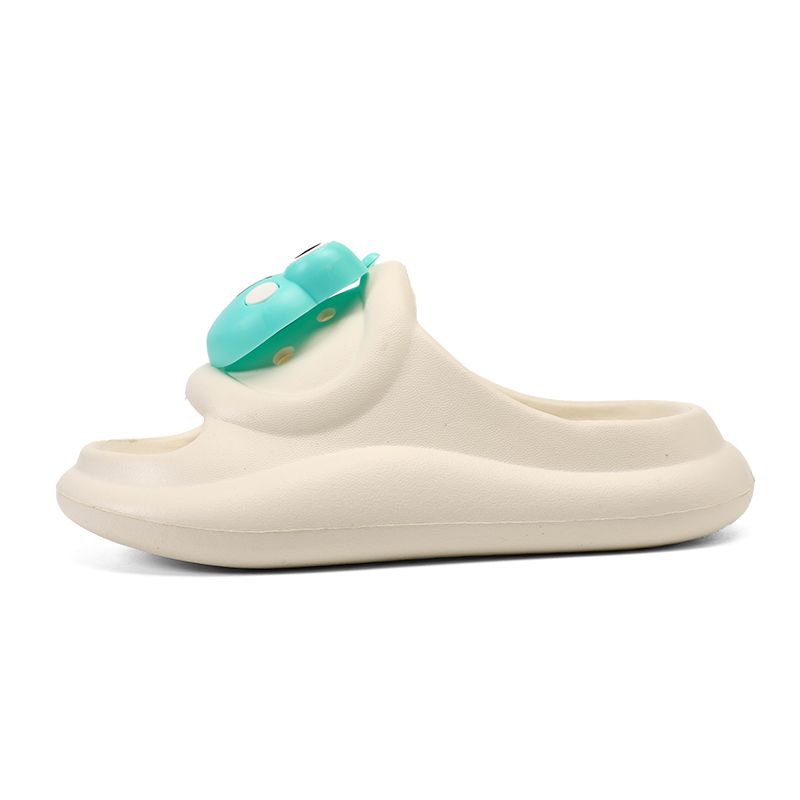 Легкие дышащие детские шлепанцы Rebound для подростков Izumi Chiryū, белый 
Легкие дышащие детские шлепанцы Rebound для подростков Izumi Chiryū, белый