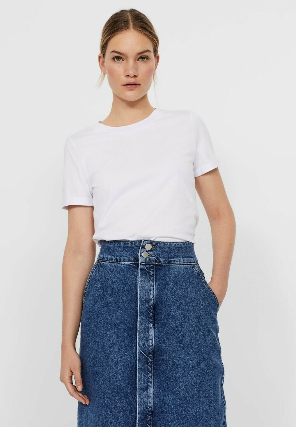 Базовая футболка 2ER PACK PAULA Vero Moda, цвет White Denim
Базовая футболка 2ER PACK PAULA Vero Moda, цвет White Denim