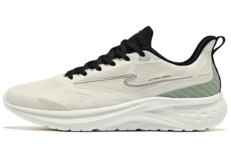 Кроссовки мужские низкие белый/черный Erke
Кроссовки мужские низкие белый/черный Erke