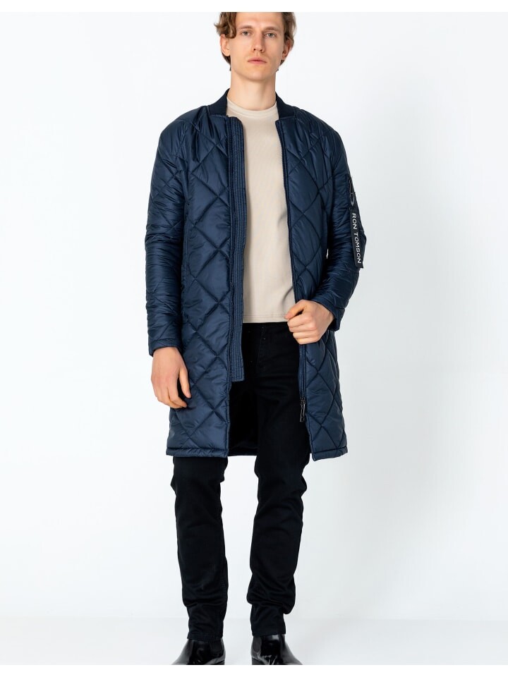 Зимняя куртка Ron Tomson Steppmantel, темно-синий
Зимняя куртка Ron Tomson Steppmantel, темно-синий