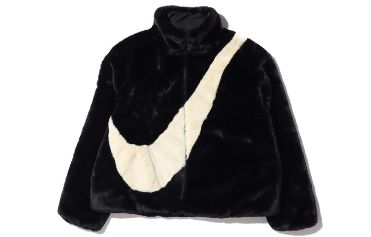 Женская куртка Nike, цвет Black 
Женская куртка Nike, цвет Black