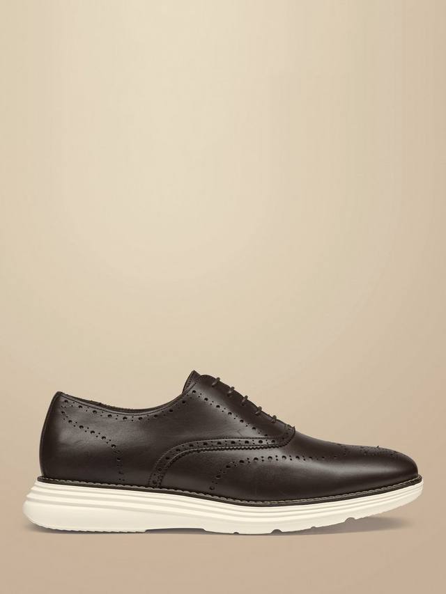 Кожаные повседневные туфли с перфорацией типа броги Charles Tyrwhitt, цвет Dark Chocolate
Кожаные повседневные туфли с перфорацией типа броги Charles Tyrwhitt, цвет Dark Chocolate