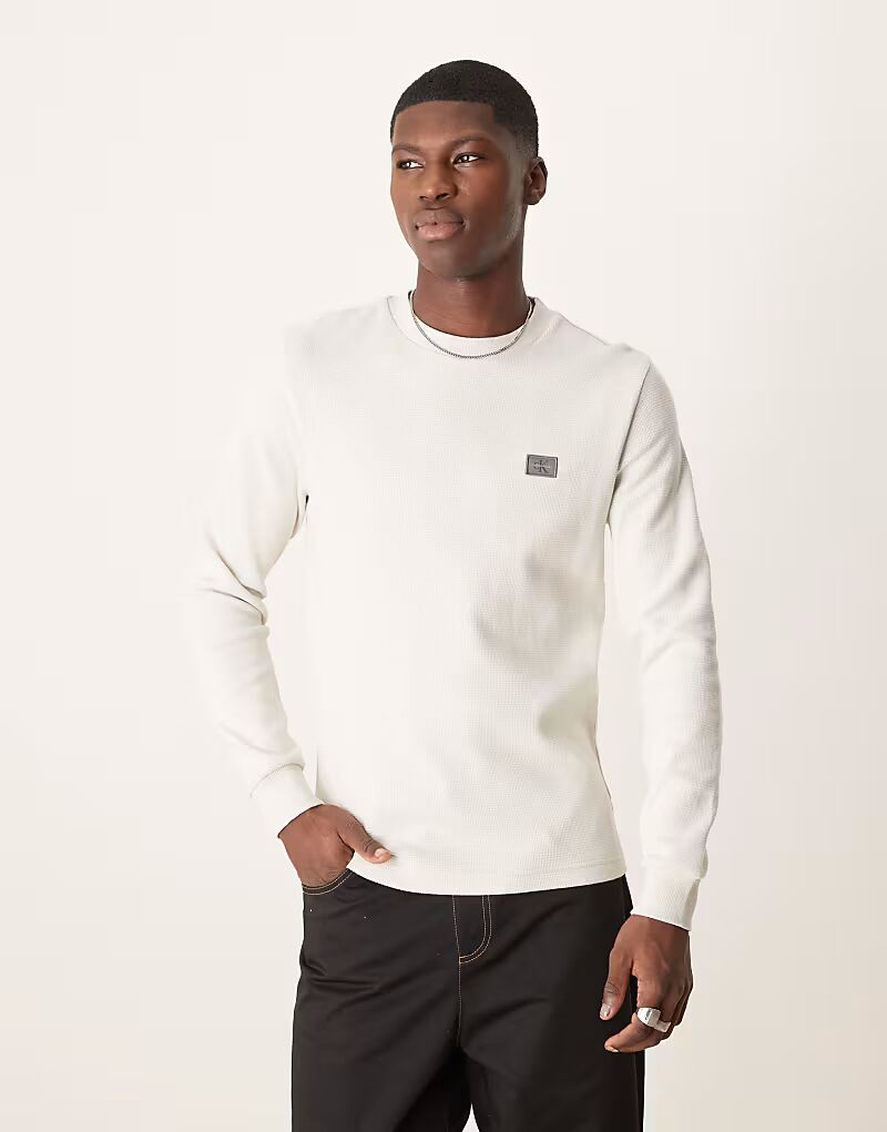 Топ с длинными рукавами и вафельной отделкой Calvin Klein Jeans в цвете «кремовый»
Топ с длинными рукавами и вафельной отделкой Calvin Klein Jeans в цвете «кремовый»