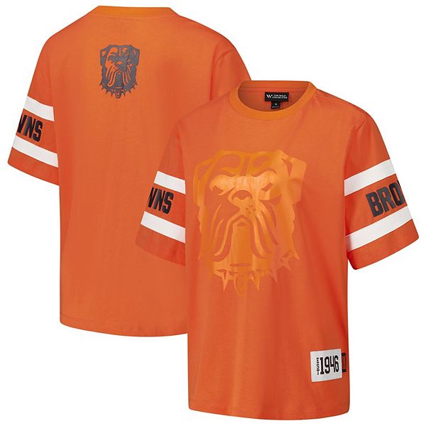 Женская футболка Cleveland Browns с оранжевым принтом и спущенным плечом The Wild Collective
Женская футболка Cleveland Browns с оранжевым принтом и спущенным плечом The Wild Collective