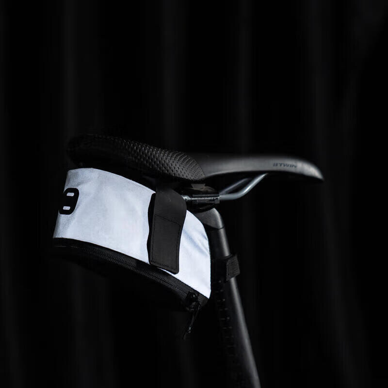 Сумка для велосипеда Decathlon OVB2 под седло на липучке 0,6 л, черно-белый
Сумка для велосипеда Decathlon OVB2 под седло на липучке 0,6 л, черно-белый