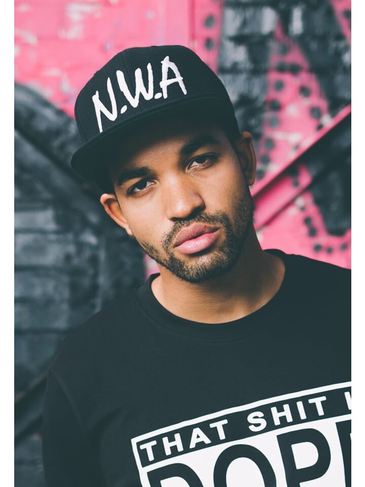 Бейсболка Mister Tee Cap, черный
Бейсболка Mister Tee Cap, черный