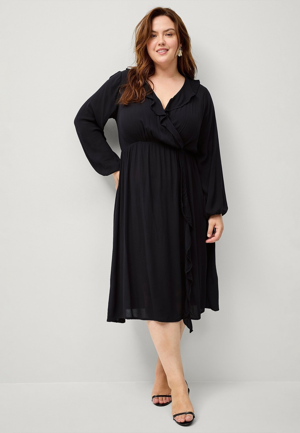 Повседневное платье Ellos Plus collection, черный 
Повседневное платье Ellos Plus collection, черный