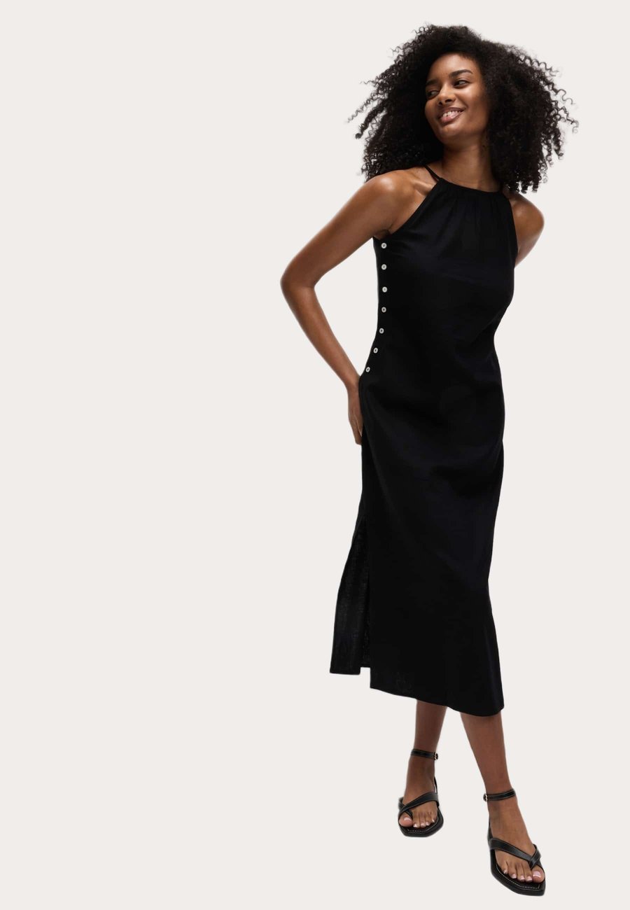 Платье Marks & Spencer RICH STRAPPY BUTTON DETAIL MIDI, Black
Платье Marks & Spencer RICH STRAPPY BUTTON DETAIL MIDI, Black