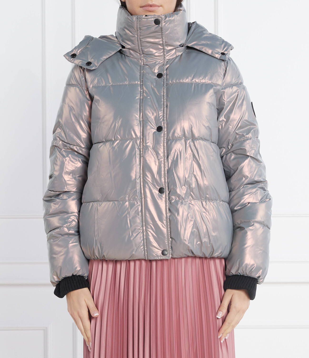 Куртка DKNY Sport Regular Fit, серебро, Серый, Куртка DKNY Sport Regular Fit, серебро
Куртка DKNY Sport Regular Fit, серебро, Серый, Куртка DKNY Sport Regular Fit, серебро