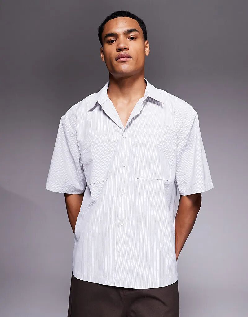 Рубашка ASOS DESIGN со стандартным воротником в светло-голубую полоску
Рубашка ASOS DESIGN со стандартным воротником в светло-голубую полоску