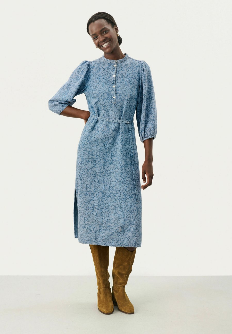 Платье Part Two Denim dress, Denim Rose/Dirty Denim
Платье Part Two Denim dress, Denim Rose/Dirty Denim