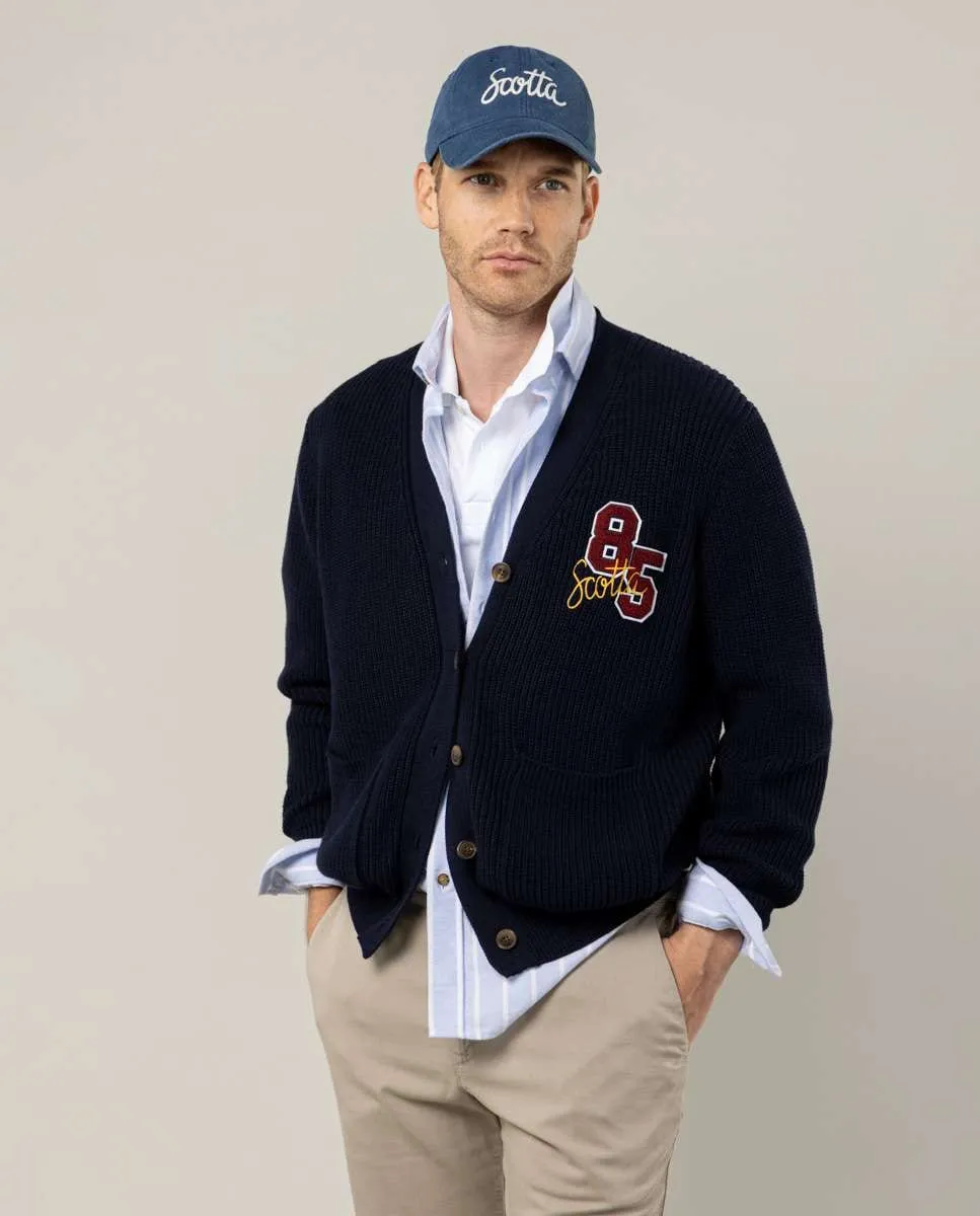 Синяя вязаная мужская куртка на пуговицах Scotta 1985, темно-синий
Синяя вязаная мужская куртка на пуговицах Scotta 1985, темно-синий