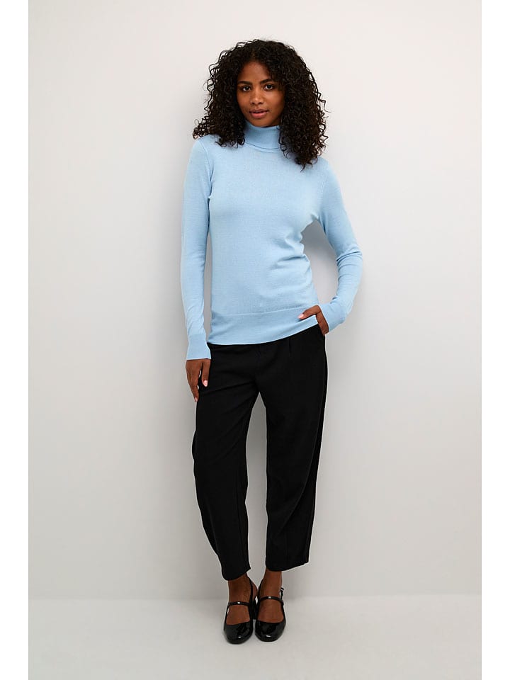 Kaffe Свитер с высоким воротником "Астрид" светло-голубого цвета
Kaffe Свитер с высоким воротником "Астрид" светло-голубого цвета