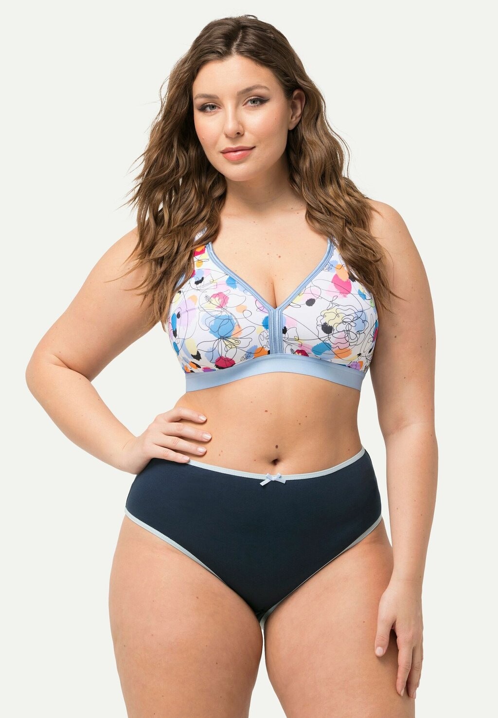 Трусы 5 PACK CONTRAST TRIM MIDI Ulla Popken, темно-синий
Трусы 5 PACK CONTRAST TRIM MIDI Ulla Popken, темно-синий