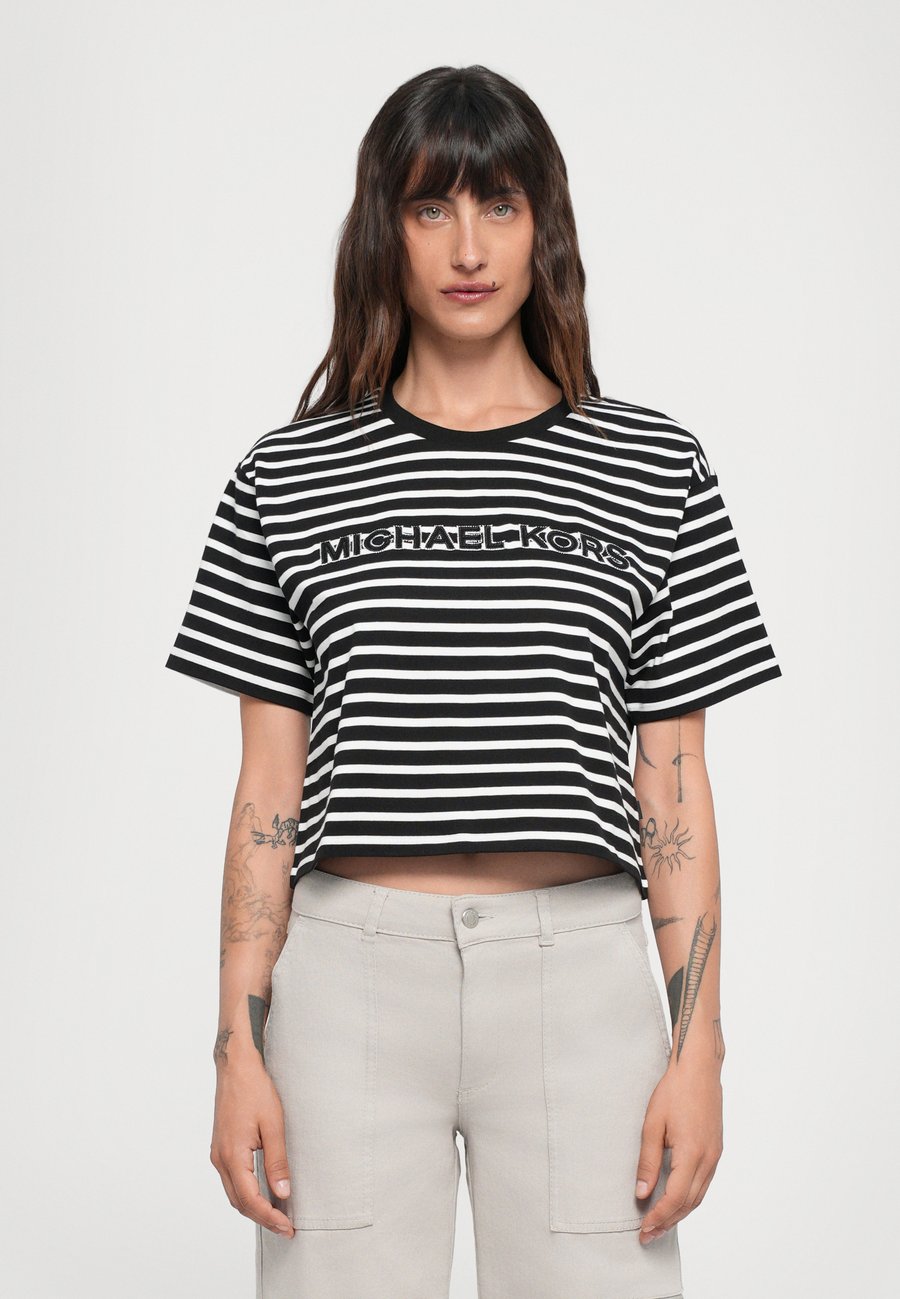 Футболка MICHAEL Michael Kors STRIPED CROP LOGO TEE, Black
Футболка MICHAEL Michael Kors STRIPED CROP LOGO TEE, Black