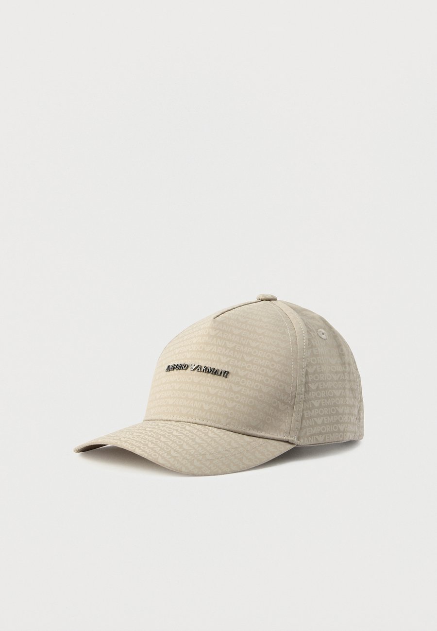 Бейсболка Emporio Armani BASEBALL HAT, Mourning Dove/Light Pink
Бейсболка Emporio Armani BASEBALL HAT, Mourning Dove/Light Pink