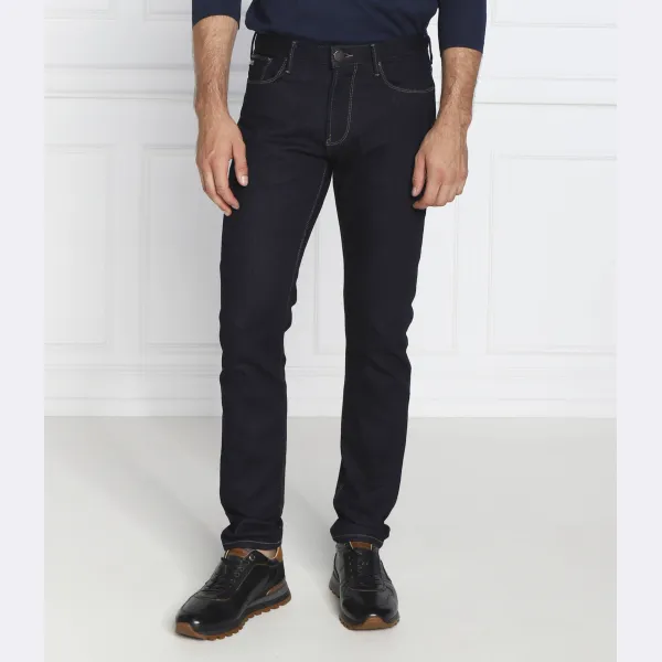 Джинсы узкого кроя j06 Emporio Armani, черный
Джинсы узкого кроя j06 Emporio Armani, черный