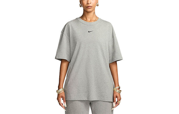 Футболка унисекс темно-серая Nike, темно-серый
Футболка унисекс темно-серая Nike, темно-серый