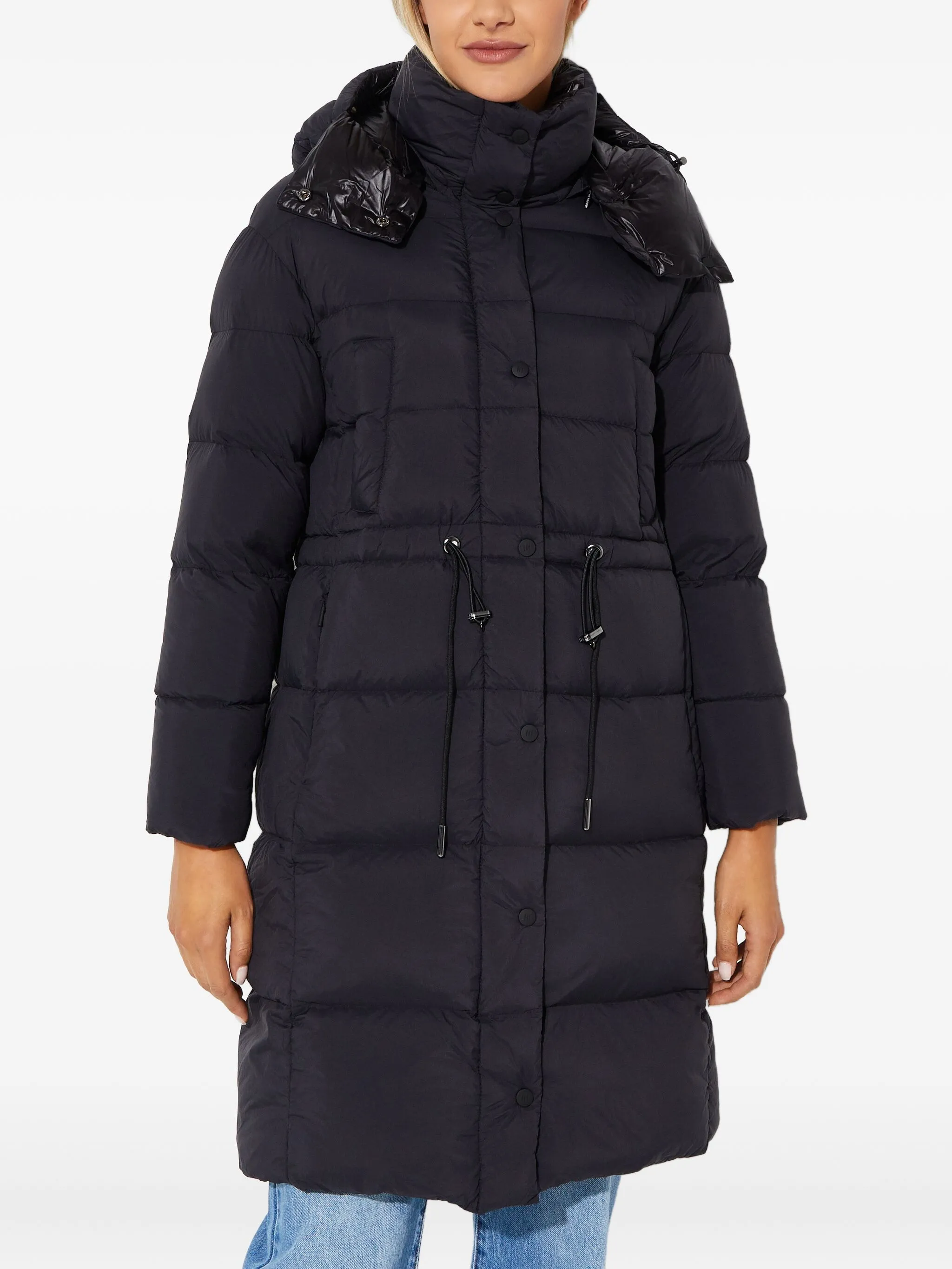 Стеганое пальто Hetregò, черный
Стеганое пальто Hetregò, черный