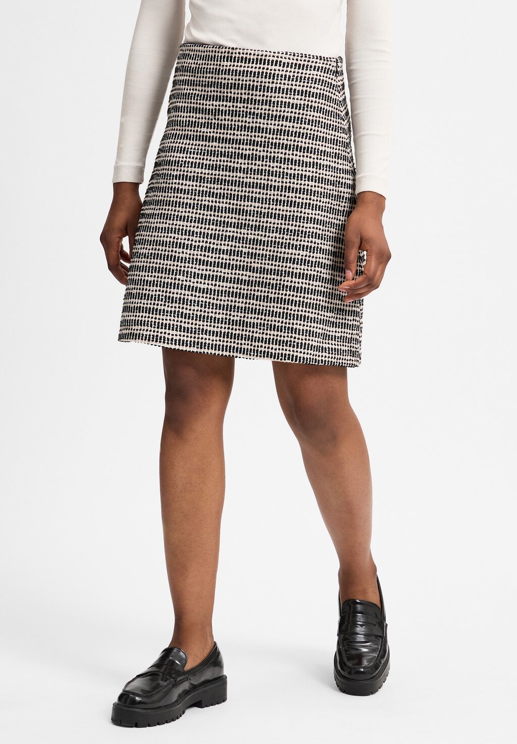 Юбка А-силуэта s.Oliver BLACK LABEL, бежевый
Юбка А-силуэта s.Oliver BLACK LABEL, бежевый