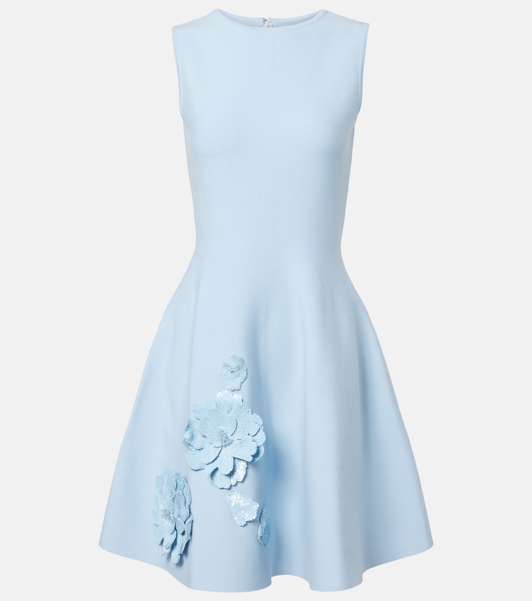 Мини-платье с цветочной аппликацией и пайетками Oscar de la Renta, светло-синий
Мини-платье с цветочной аппликацией и пайетками Oscar de la Renta, светло-синий