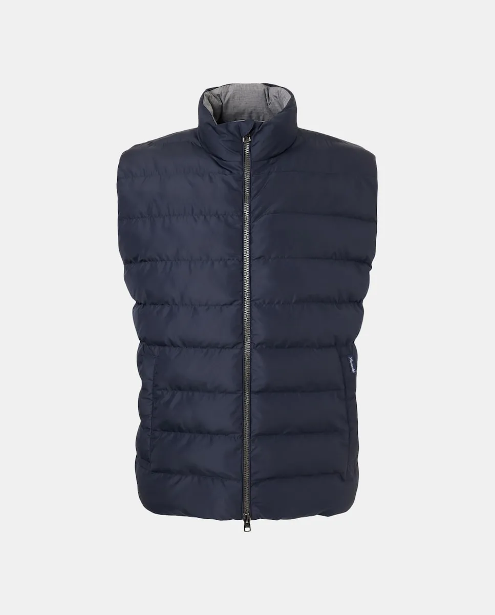 Мужской стеганый жилет с молнией и карманами Façonnable, синий
Мужской стеганый жилет с молнией и карманами Façonnable, синий