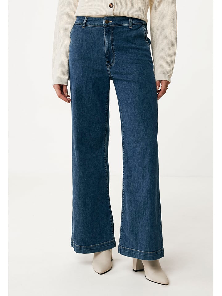 Джинсы - комфортного кроя - темно-синего цвета Mexx
Джинсы - комфортного кроя - темно-синего цвета Mexx