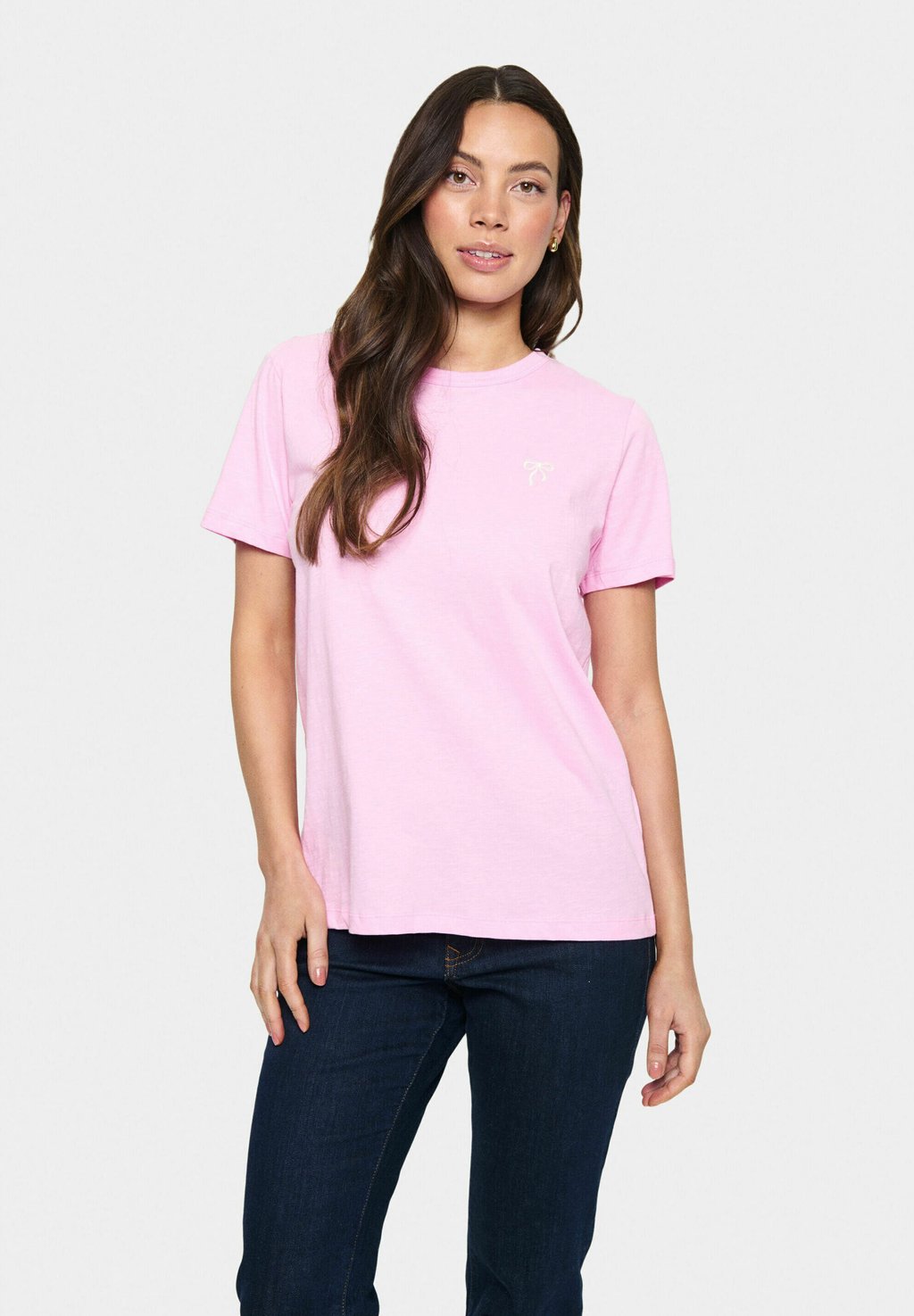 Базовая футболка JADEENSZ Saint Tropez, розовый
Базовая футболка JADEENSZ Saint Tropez, розовый