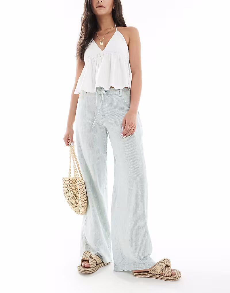 Льняные супер мешковатые брюки Hollister с низкой посадкой в зеленую и белую полоску
Льняные супер мешковатые брюки Hollister с низкой посадкой в зеленую и белую полоску