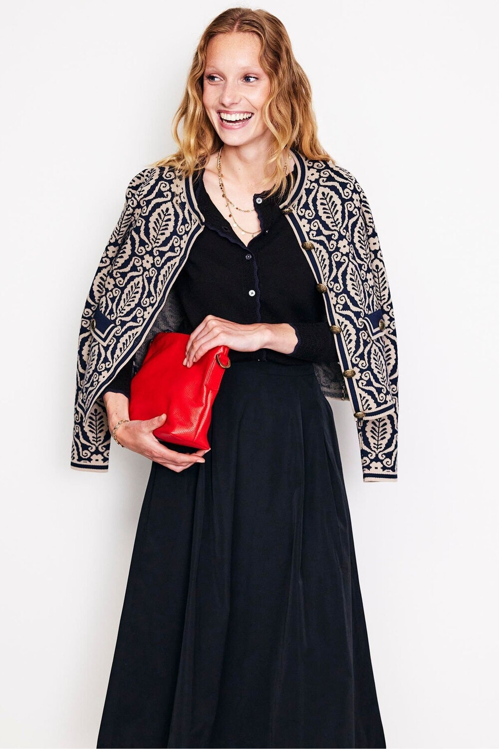 Кардиган из мериносовой шерсти с фестончатым краем Boden, черный
Кардиган из мериносовой шерсти с фестончатым краем Boden, черный