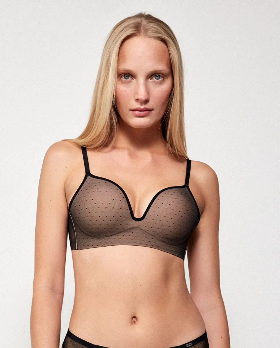 Бюстгальтер пуш-ап без косточек с невидимой отделкой Gisela, чёрный
Бюстгальтер пуш-ап без косточек с невидимой отделкой Gisela, чёрный