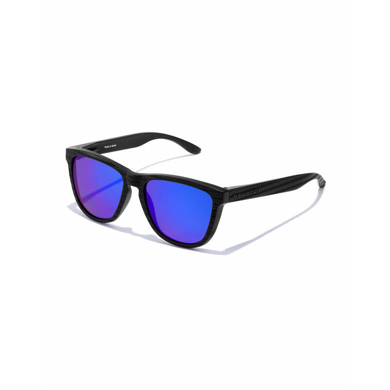 Солнцезащитные очки для мужчин и женщин POLARIZED SKY - ONE CARBON FIBRE HAWKERS, цвет azul
Солнцезащитные очки для мужчин и женщин POLARIZED SKY - ONE CARBON FIBRE HAWKERS, цвет azul