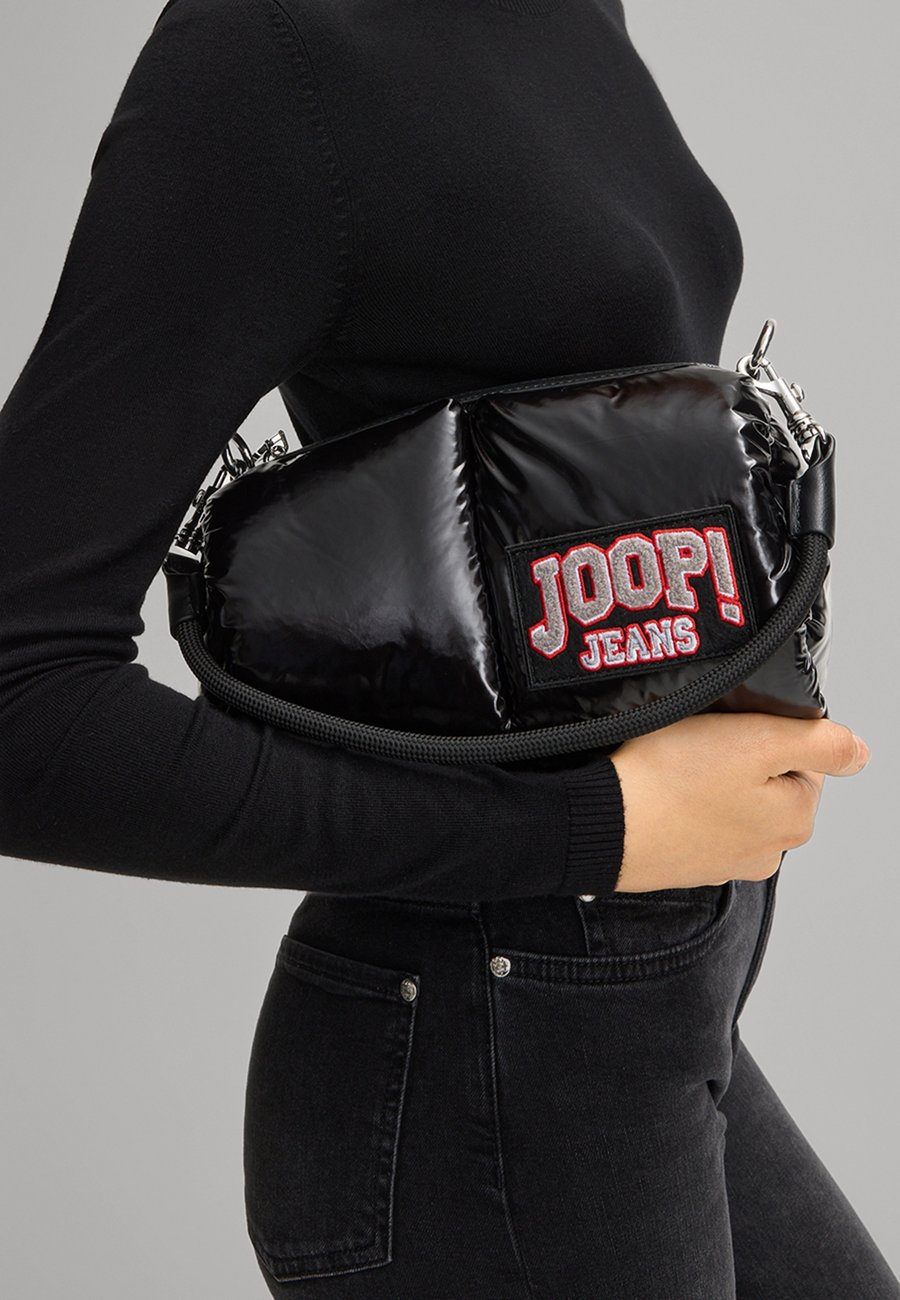 Сумка JOOP! Handbag, Schwarz/Black
Сумка JOOP! Handbag, Schwarz/Black