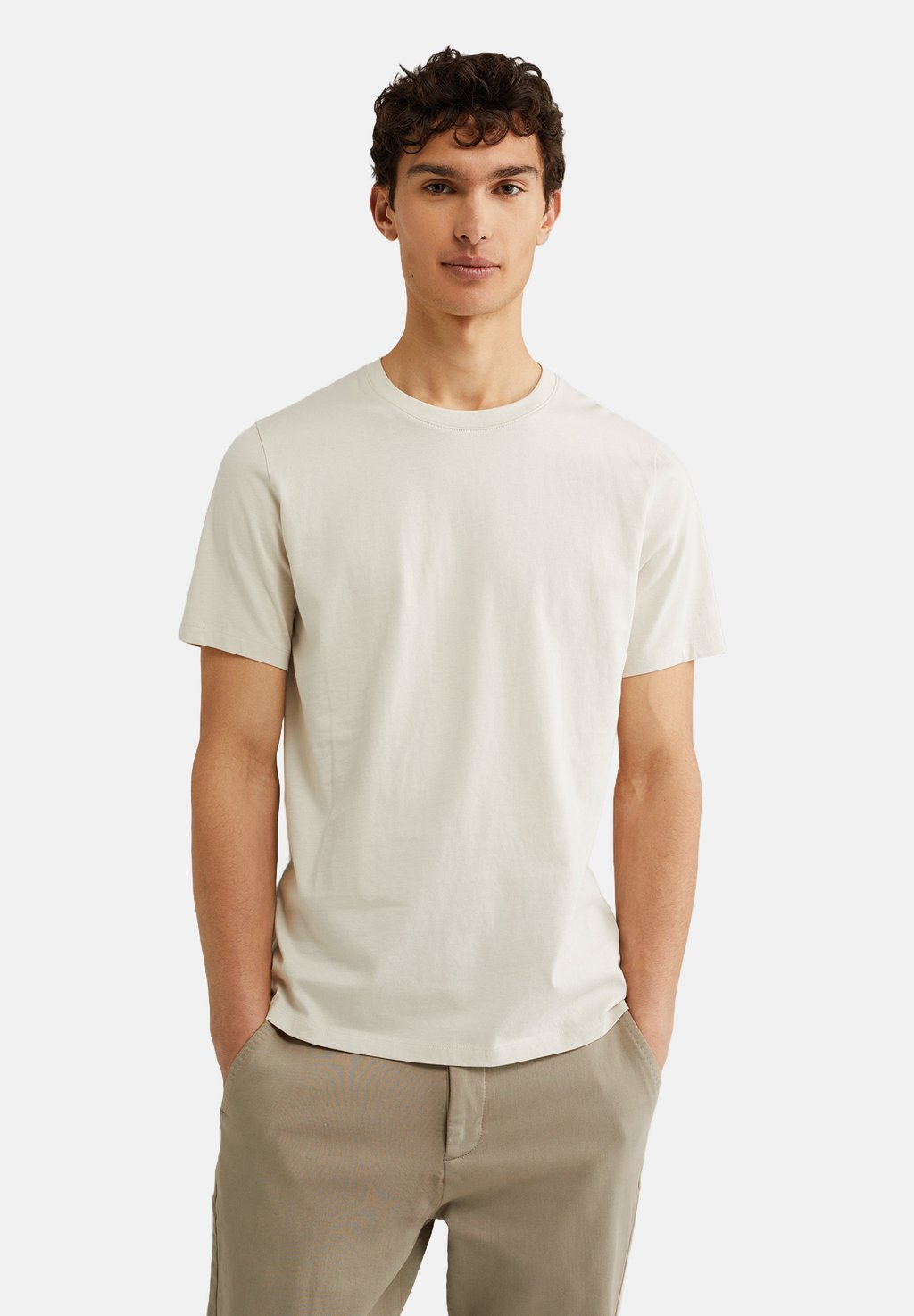 Базовая футболка WE Fashion, бежевый
Базовая футболка WE Fashion, бежевый