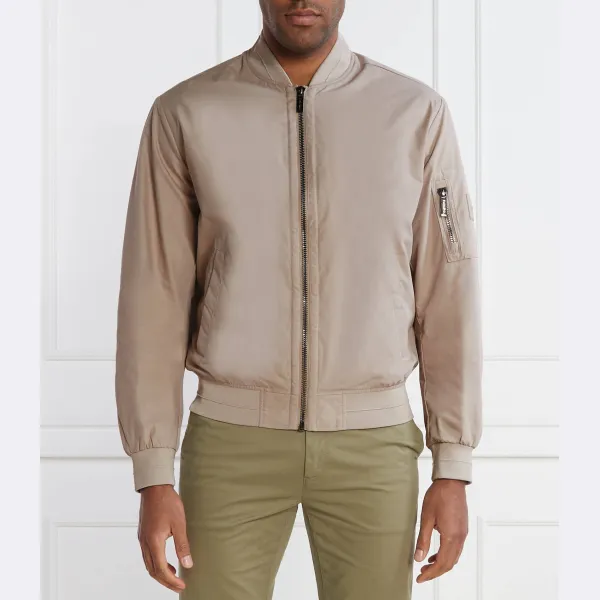 Бомбер стандартного кроя Calvin Klein, бежевый 
Бомбер стандартного кроя Calvin Klein, бежевый