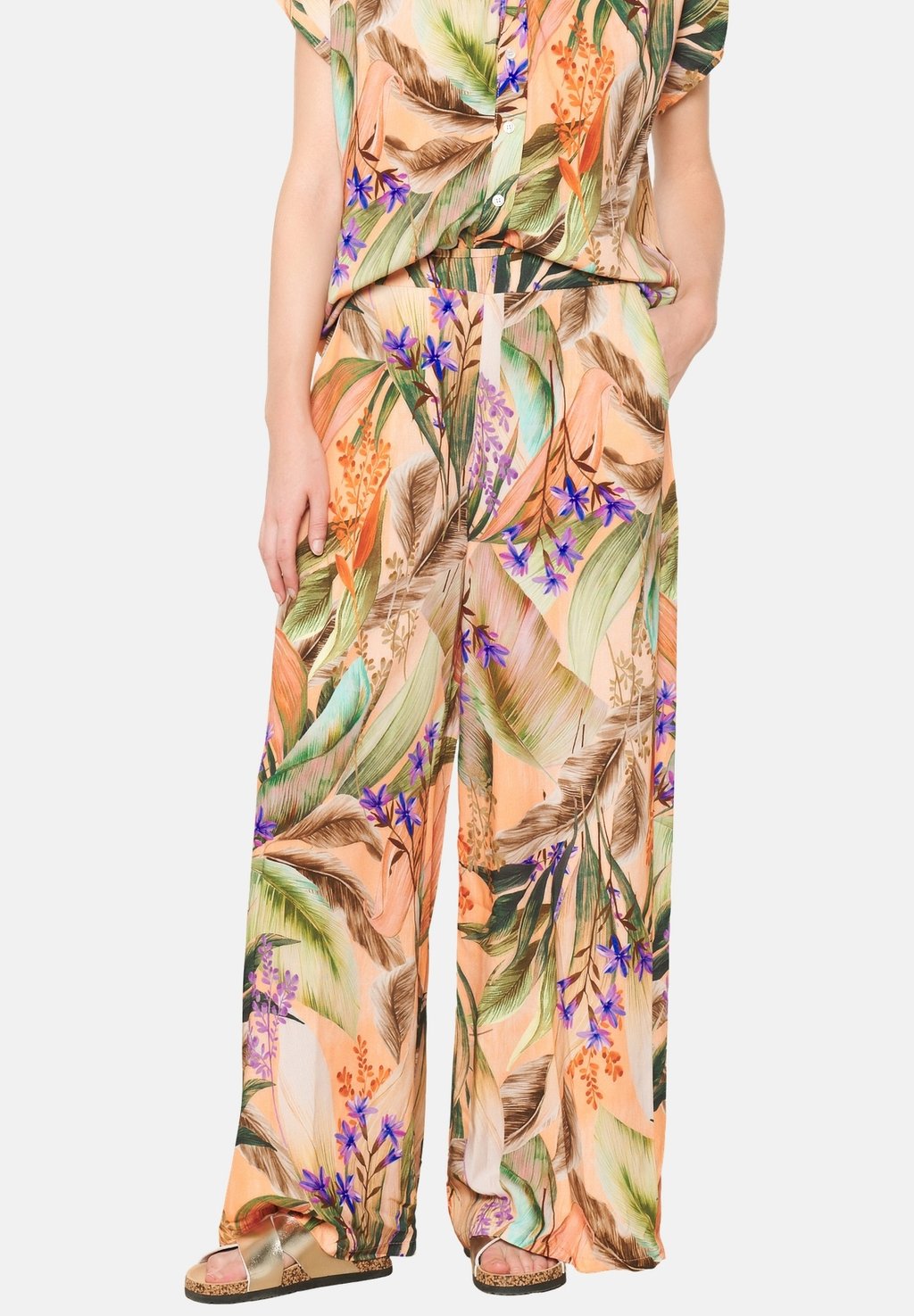 Брюки LolaLiza, коралловый
Брюки LolaLiza, коралловый