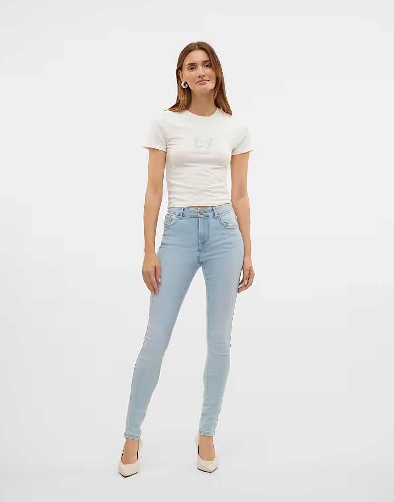 Джинсы Vero Moda Skinny fit светло-голубого цвета
Джинсы Vero Moda Skinny fit светло-голубого цвета