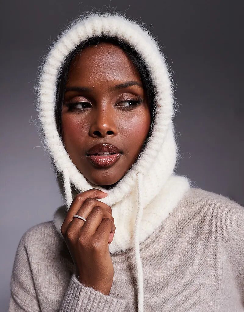 Вязаный капюшон ASOS DESIGN белого цвета в зимнем цвете
Вязаный капюшон ASOS DESIGN белого цвета в зимнем цвете