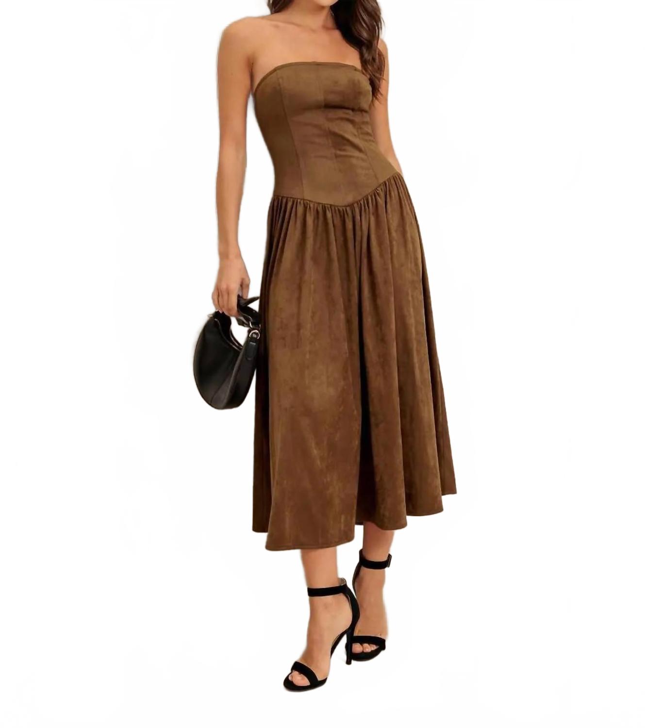 FLYING TOMATO Платье-миди из искусственной замши коричневого цвета
FLYING TOMATO Платье-миди из искусственной замши коричневого цвета