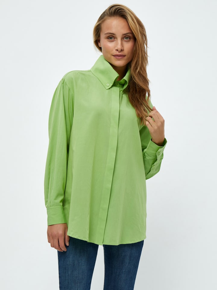 Рубашка цвета лайм minus
Рубашка цвета лайм minus