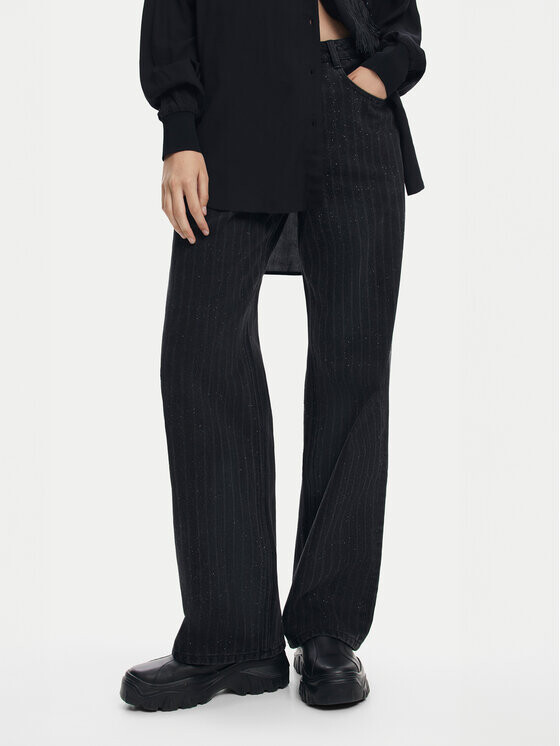 Джинсы прямого кроя Desigual, черный
Джинсы прямого кроя Desigual, черный