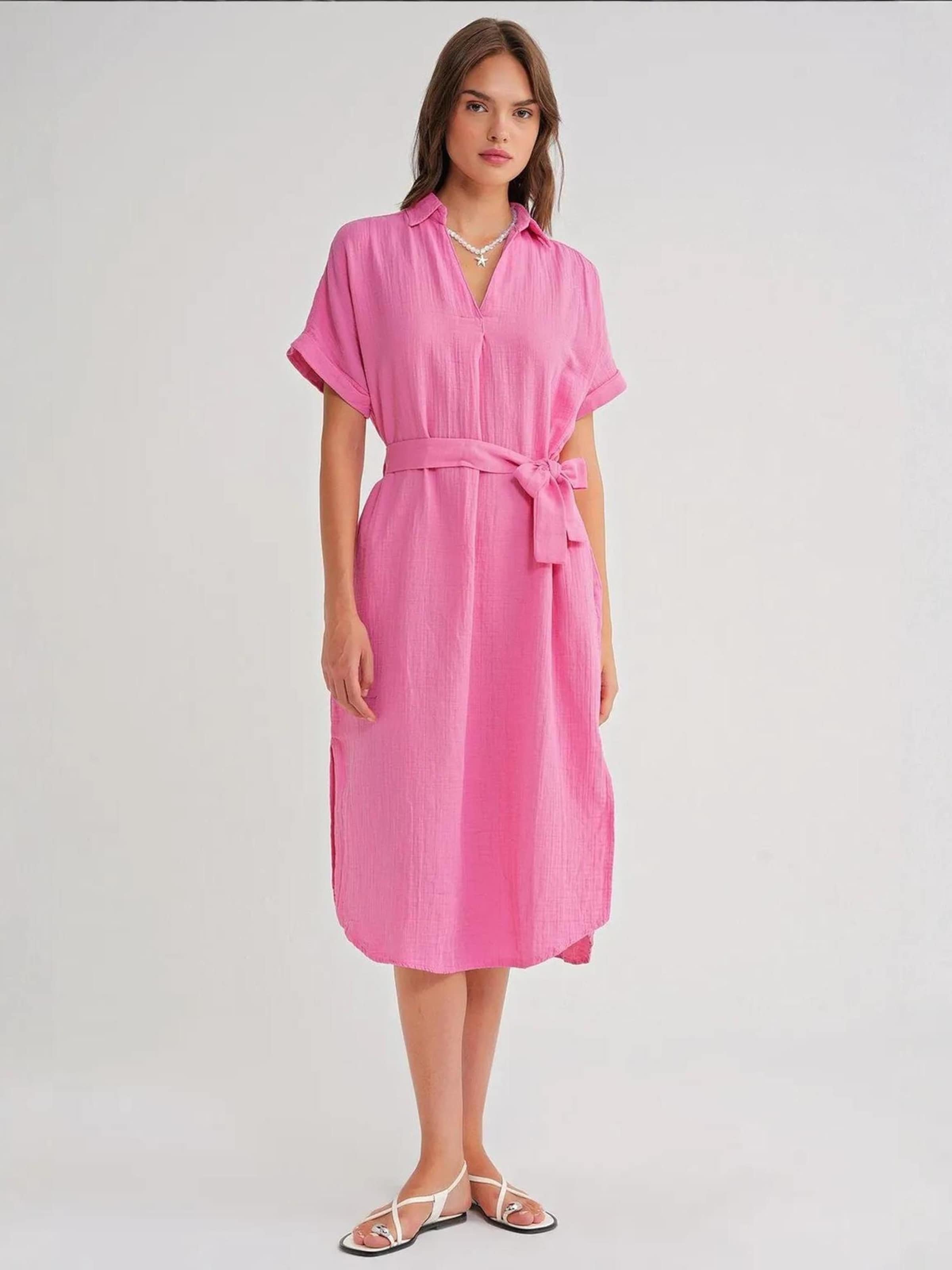 MixRay Платье-рубашка в розовом цвете
MixRay Платье-рубашка в розовом цвете