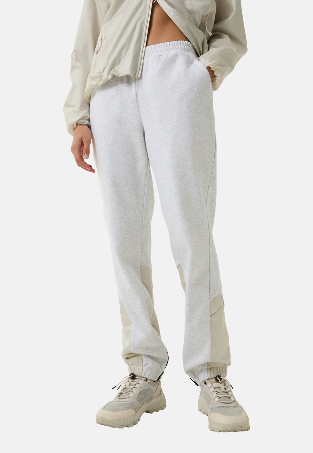 Спортивные штаны Bogner Fire + Ice, серый
Спортивные штаны Bogner Fire + Ice, серый